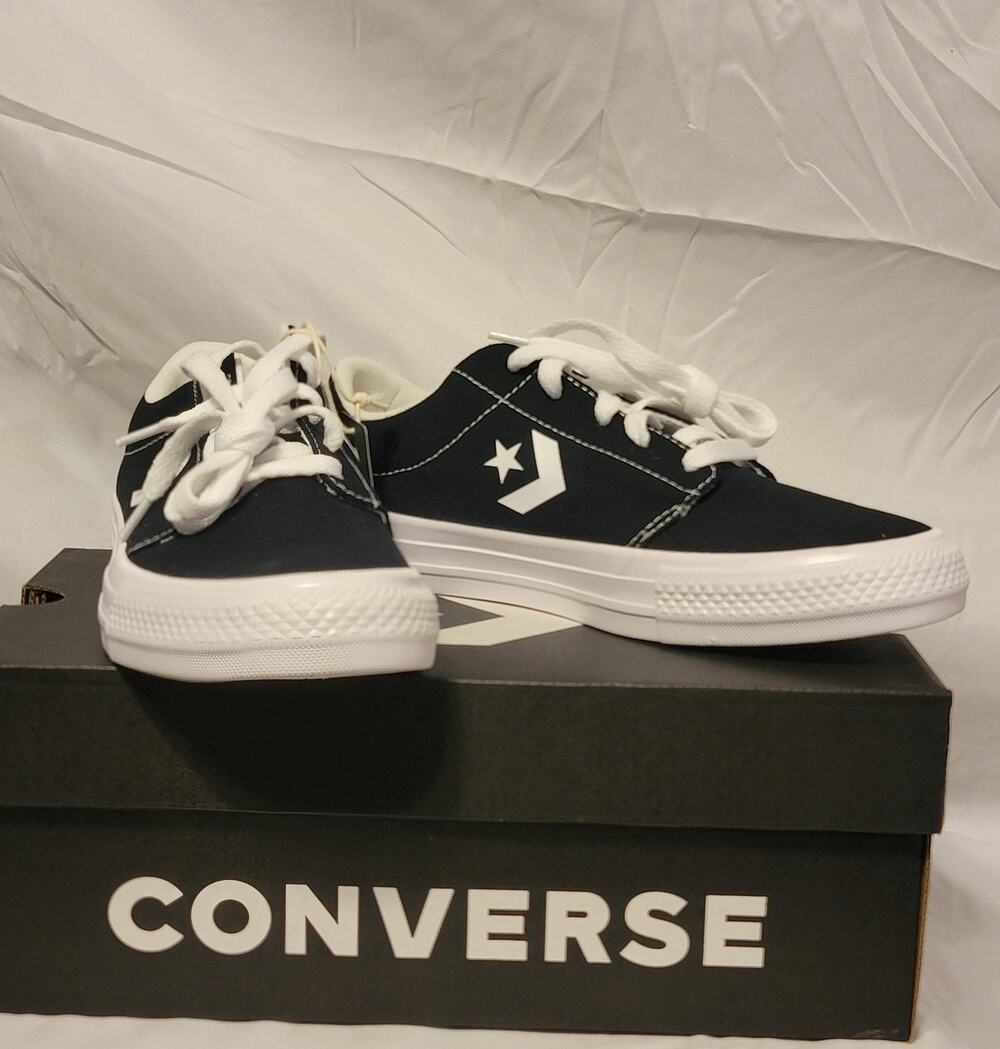 Converse Day One Classic Ox Black/White/White Sz Boys 4